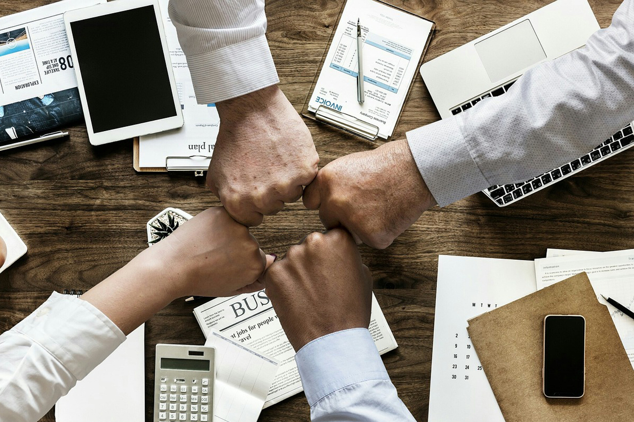 teamwork-3213924_1280_116.jpg teamwork-3213924_1280_116.jpg